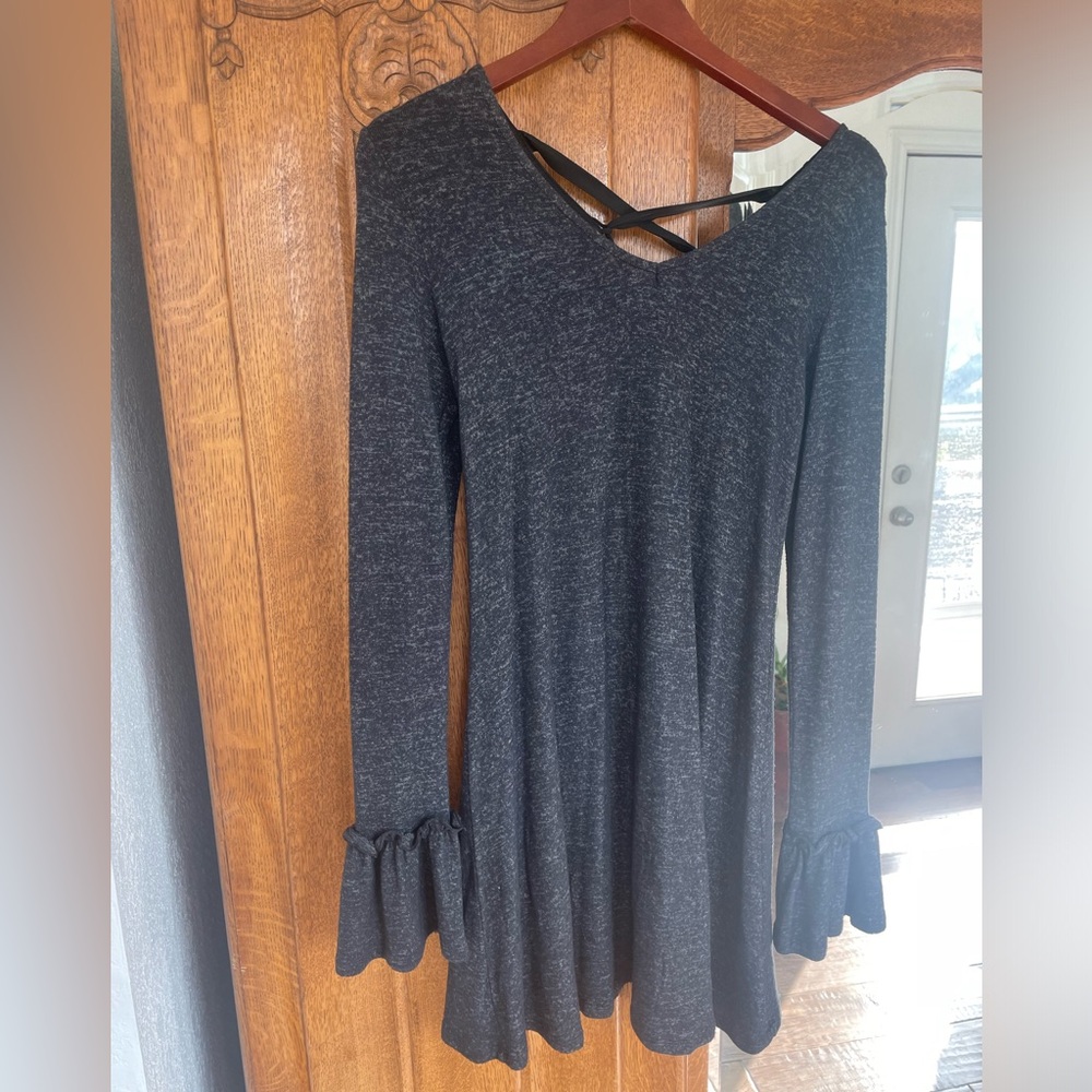 Small ruffle sleeve lace up back dress